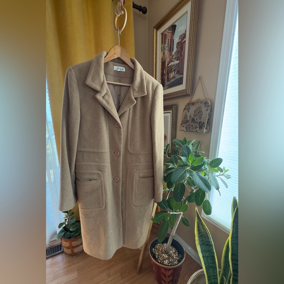 100% Camel Hair & Satin Vintage Long-Line Peacoat Size 10 in Warm Tan - Picture 3 of 15